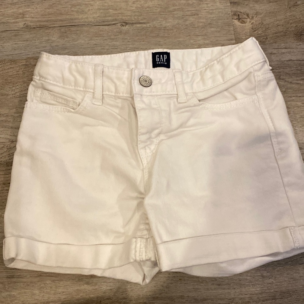 GAP white denim shorts